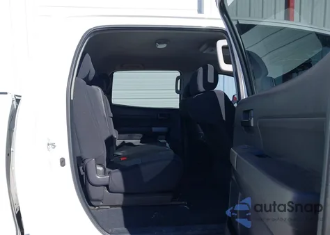 2011 Toyota Tundra Grade 5.7L V8 из США, поврежденный, VIN 5TFDW5F18BX183932